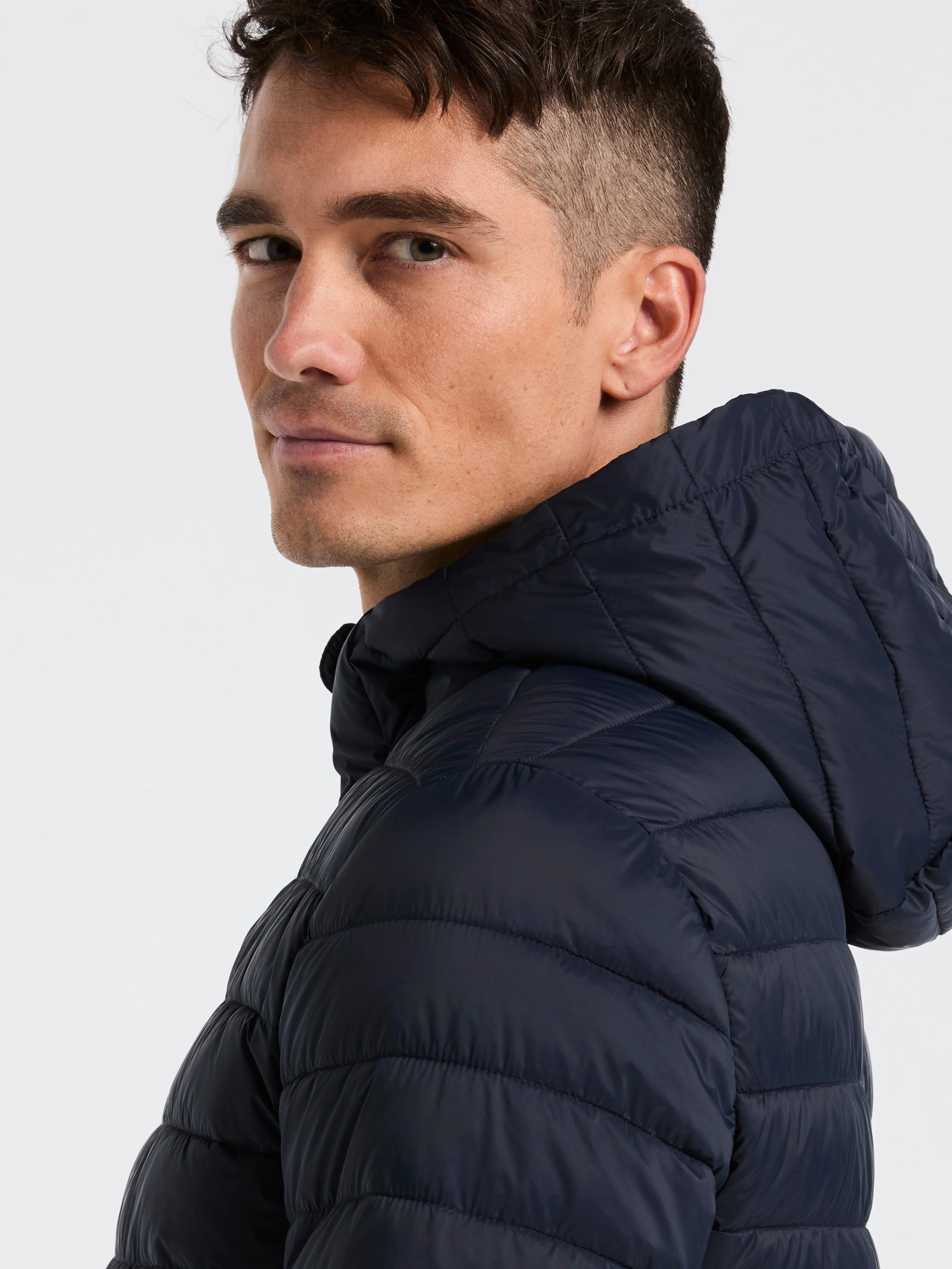 Hybrid Lightweight Puffer Jacket - Image 3