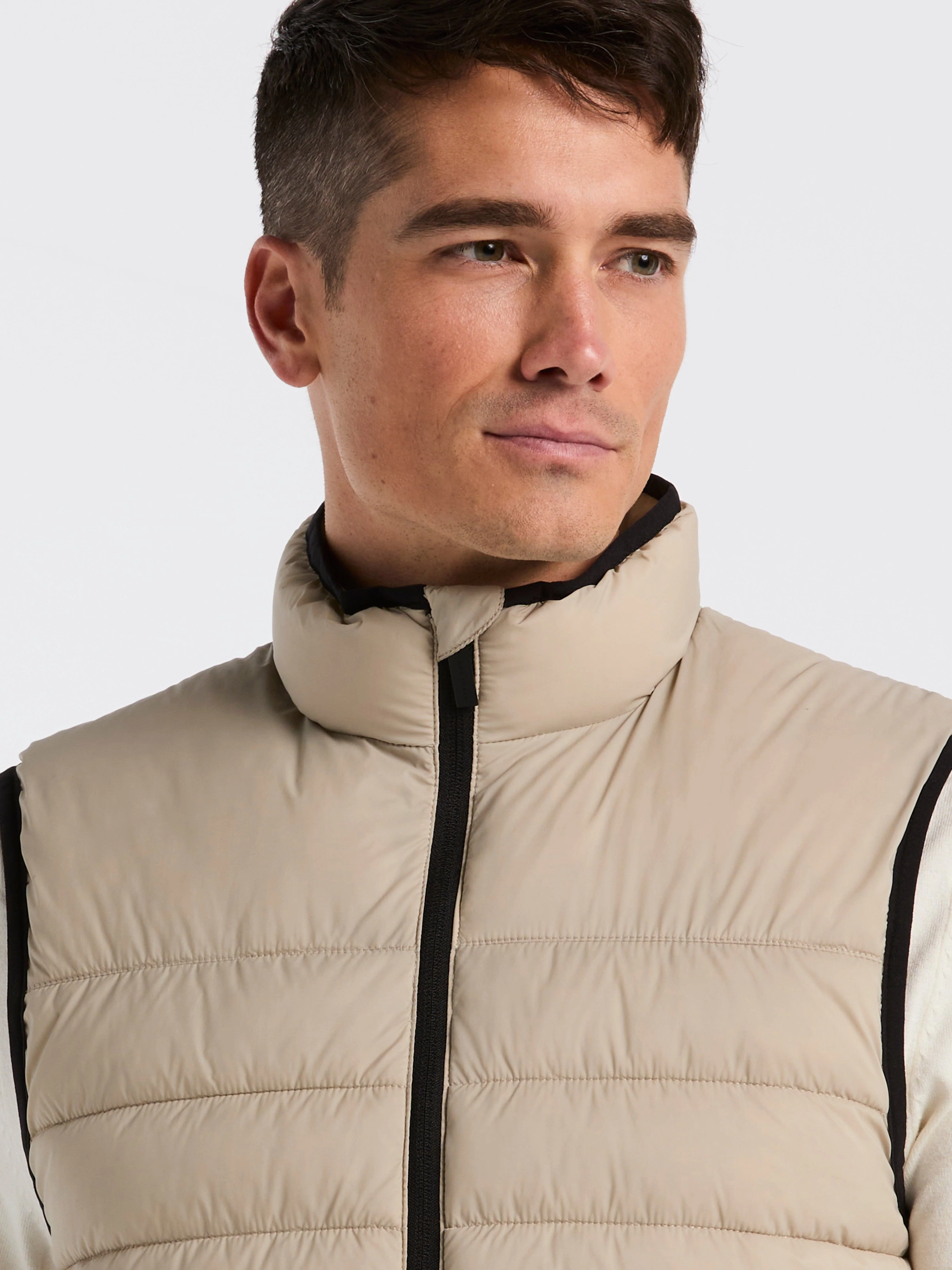 Lightweight Puffer Vest - Image 4
