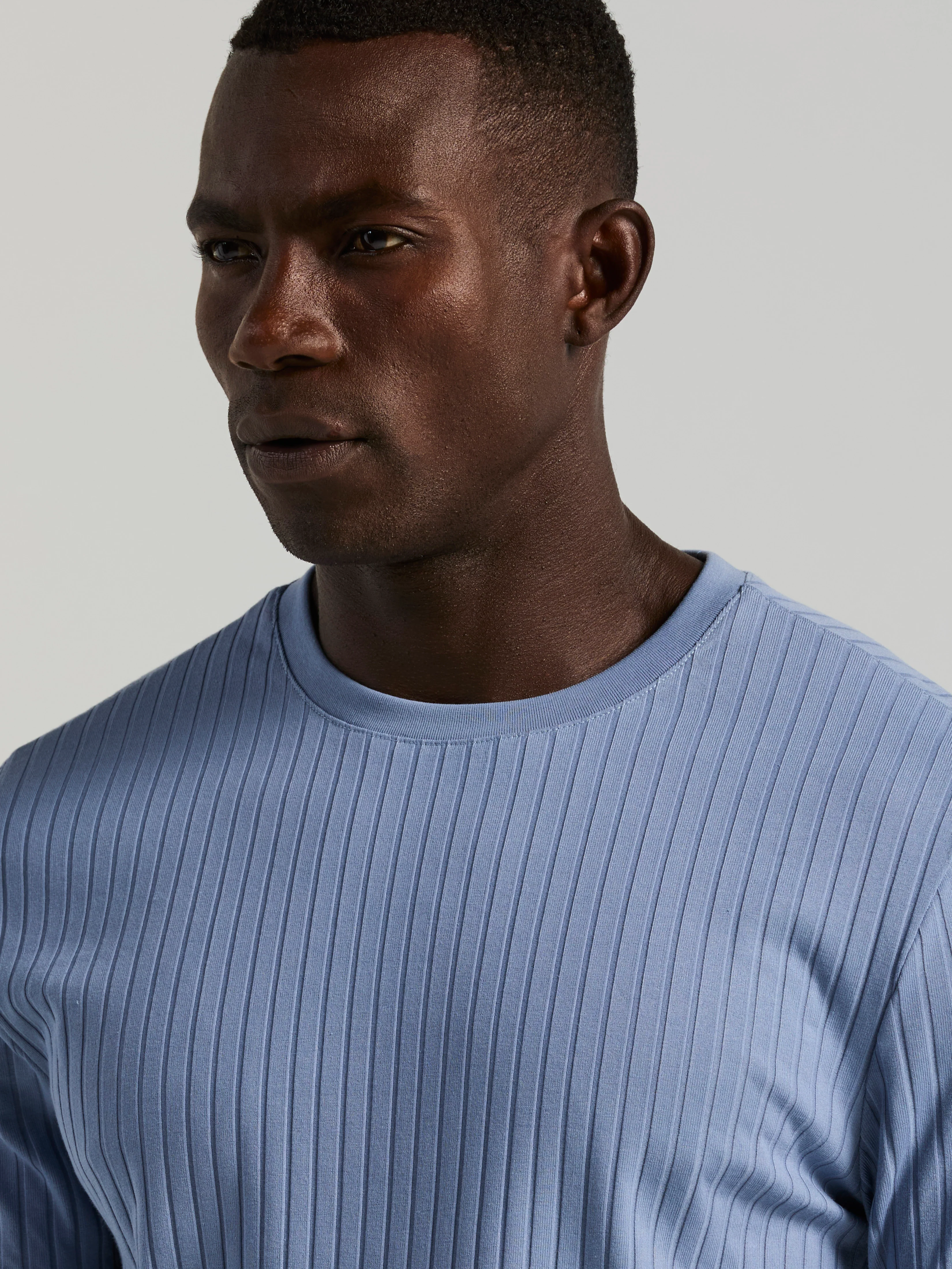 Ribbed Crew Neck Tee - Image 6