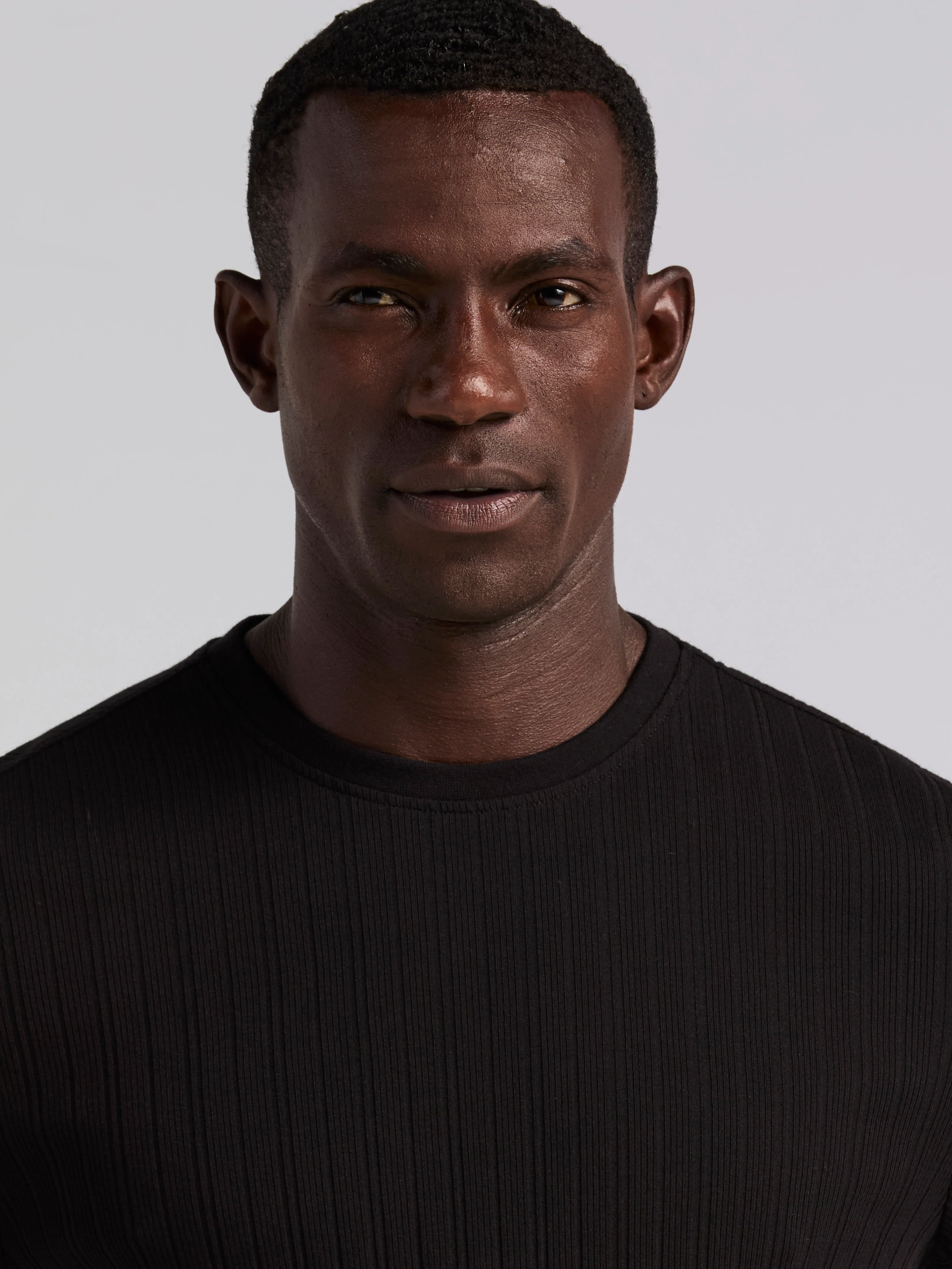 Textured Ribbed Crew Neck Tee - Image 2